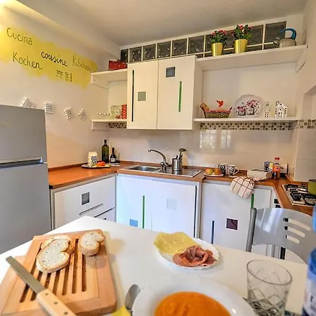Sleeps 4 Wifi