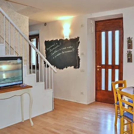 Διαμέρισμα Sleeps 4 Wifi *